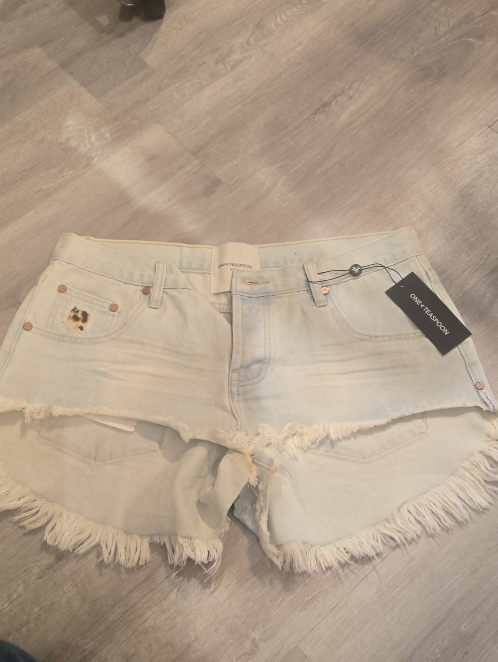 One Teaspoon Bonitas Low Waist Denim Shorts - Le Surf